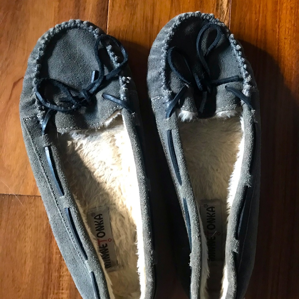 Minnetonka Slippers